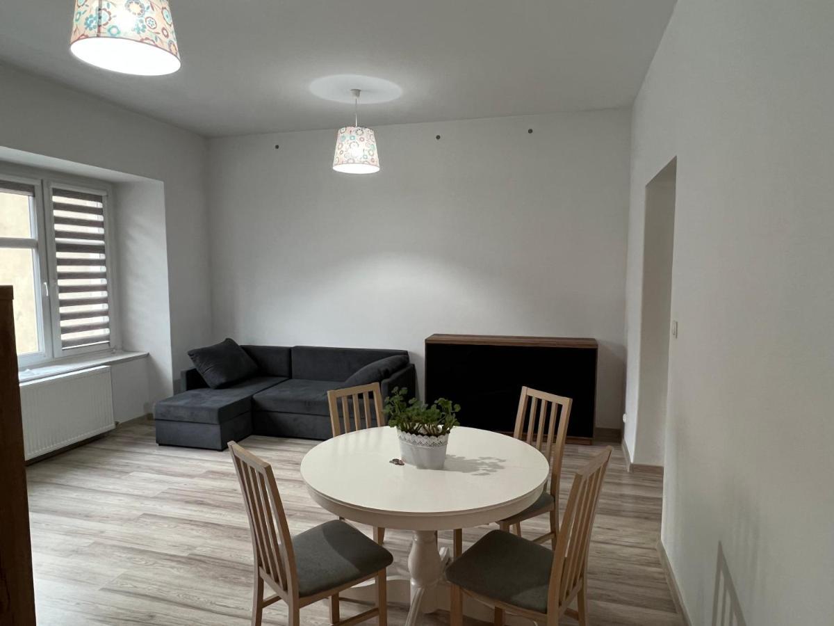 Apartamento Apartament 3 Pokojowy Z Parkingiem Zabkowice Slaskie Exterior foto