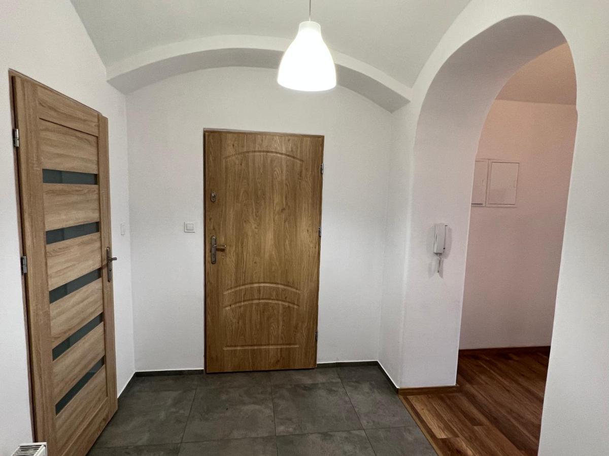 Apartamento Apartament 3 Pokojowy Z Parkingiem Zabkowice Slaskie Exterior foto