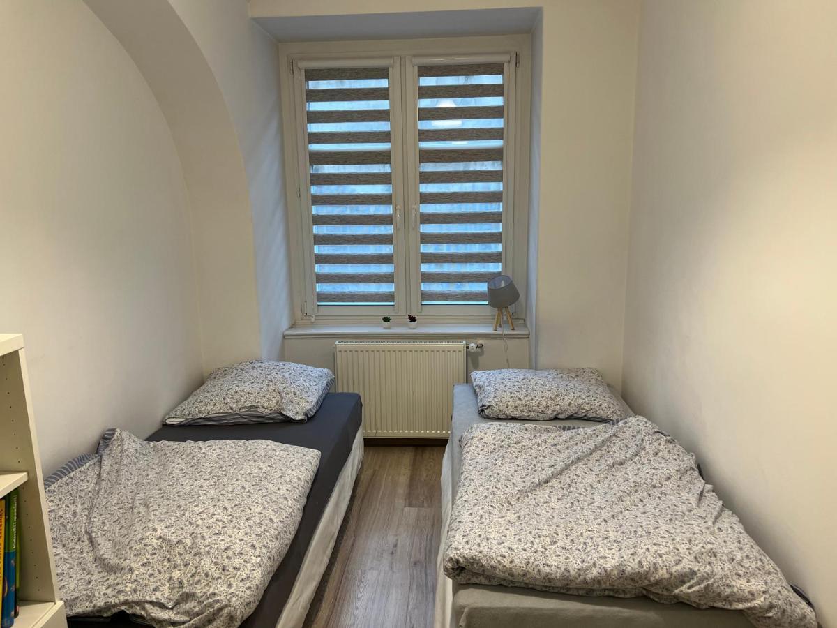 Apartamento Apartament 3 Pokojowy Z Parkingiem Zabkowice Slaskie Exterior foto